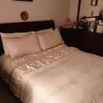 Ensuite Bedroom With Private Toilet And Shower And Unlimited Wifi